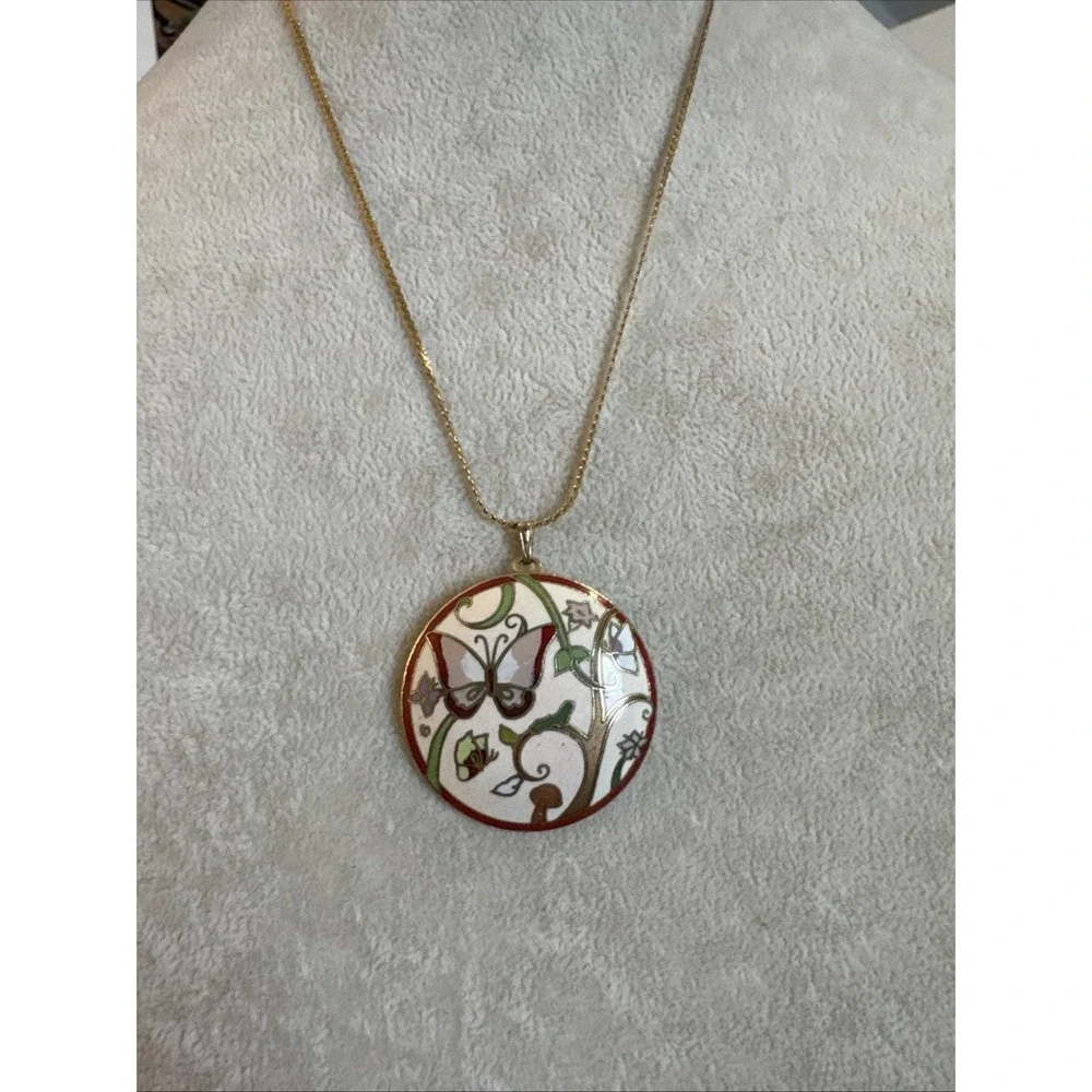 VTG Gold Tone Cloisonné Enamel  Butterfly Mushroom Worm Pendant‎ 18